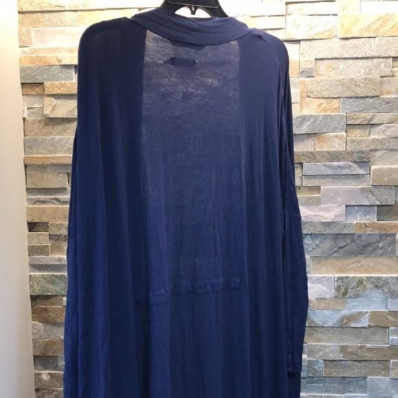 UGG Delanie Robe In Navy - Picture 9 of 11